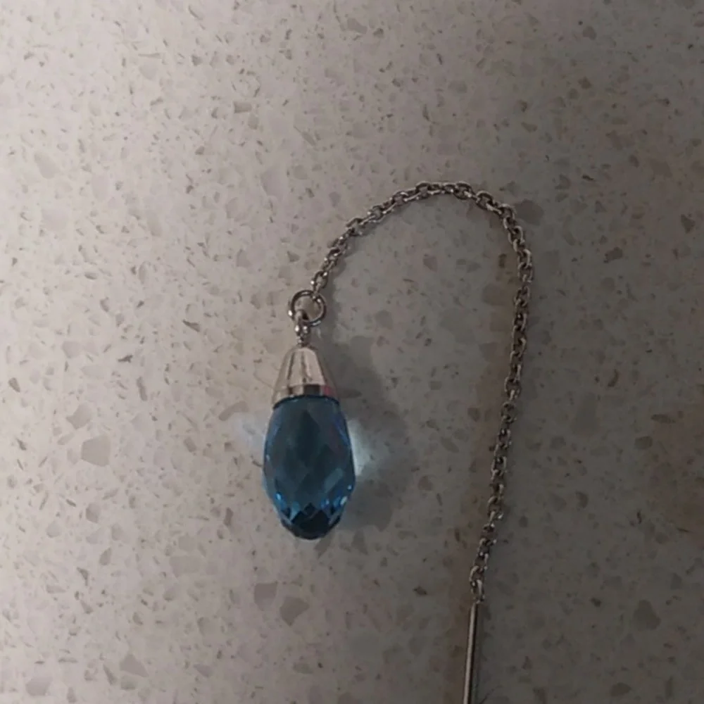 Threader earrings - Picture 2 of 4